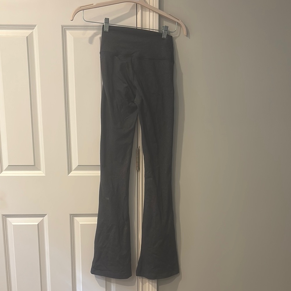 Splits 59 Raquel flare legging - Picture 2 of 5